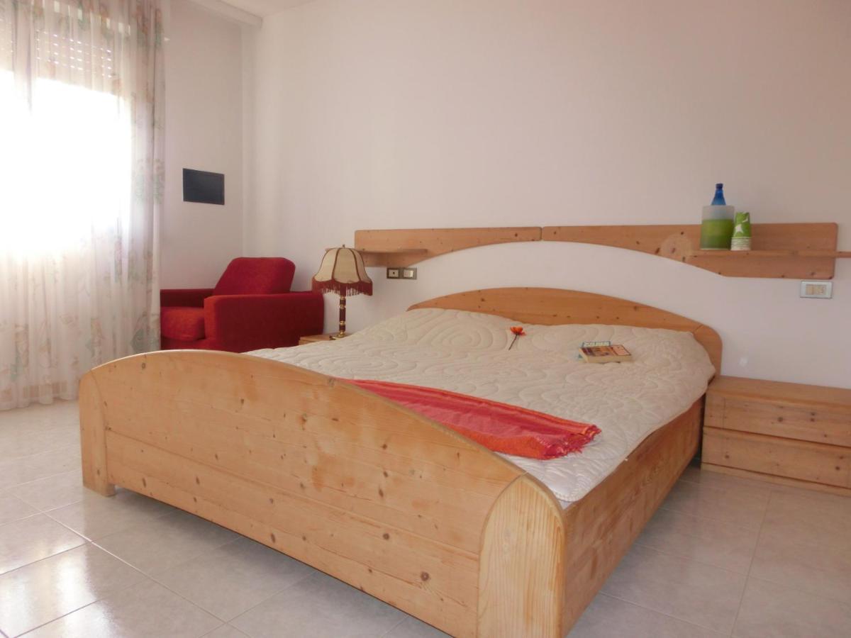 ביביונה Residence Delle Terme מראה חיצוני תמונה